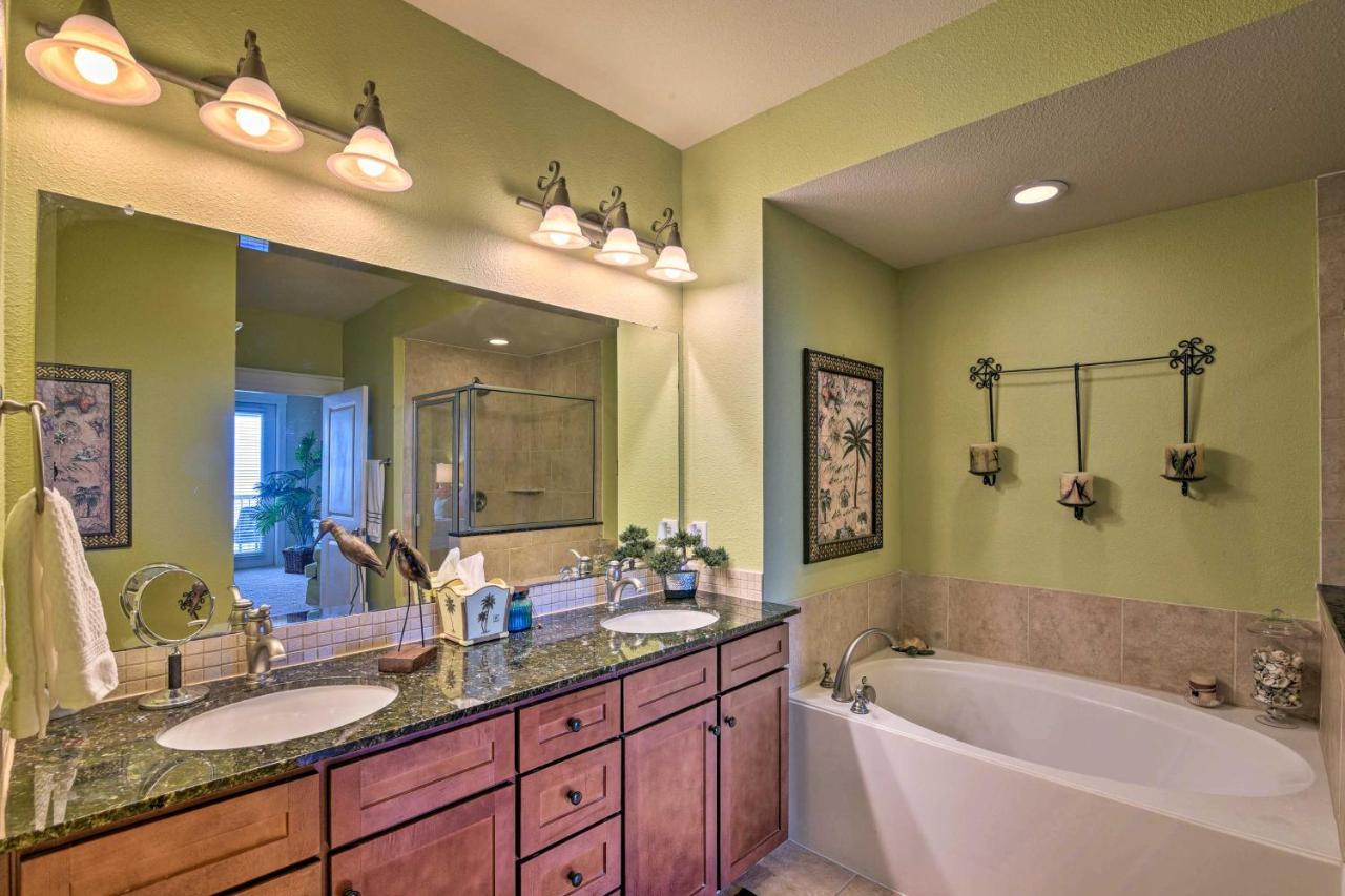 Apartamento Pointe West Family Retreat Balcony And Ocean Views! Galveston Exterior foto